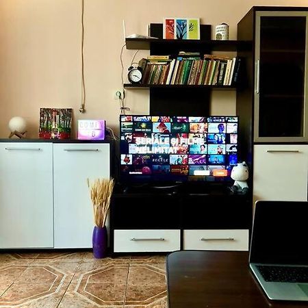Ap 2 Cam Confortabile - Ab House Яссы Экстерьер фото
